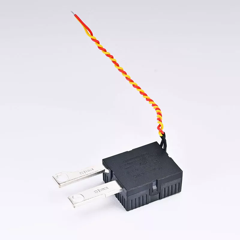 120A трифазно блокиращо реле за стенен монтаж